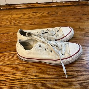 White Canvas Converse Sneakers - Size 5